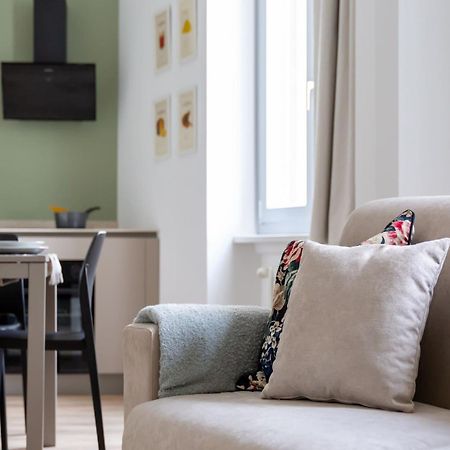 The Best Rent - Spacious And Renovated Two-Bedroom Apartment Downtown Milão Exterior foto